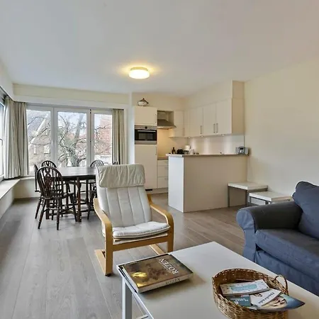 Huswell - Lovely Family 50 Meters From The Sea De Haan
